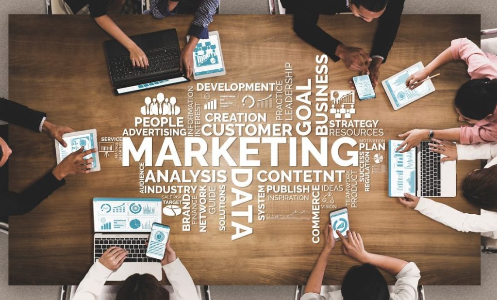 5 Ways Small Businesses Can Use Social Media Management Tools to Drive Business Growth